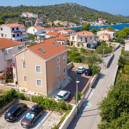 Villa Tea Ražanj Εξωτερικό φωτογραφία