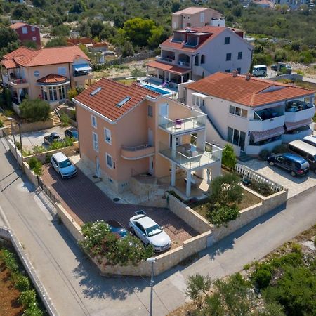 Villa Tea Ražanj Εξωτερικό φωτογραφία
