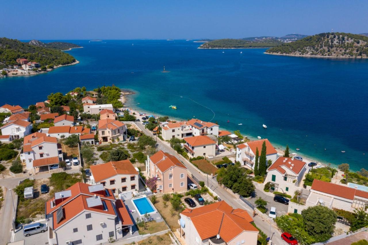 Villa Tea Ražanj Εξωτερικό φωτογραφία
