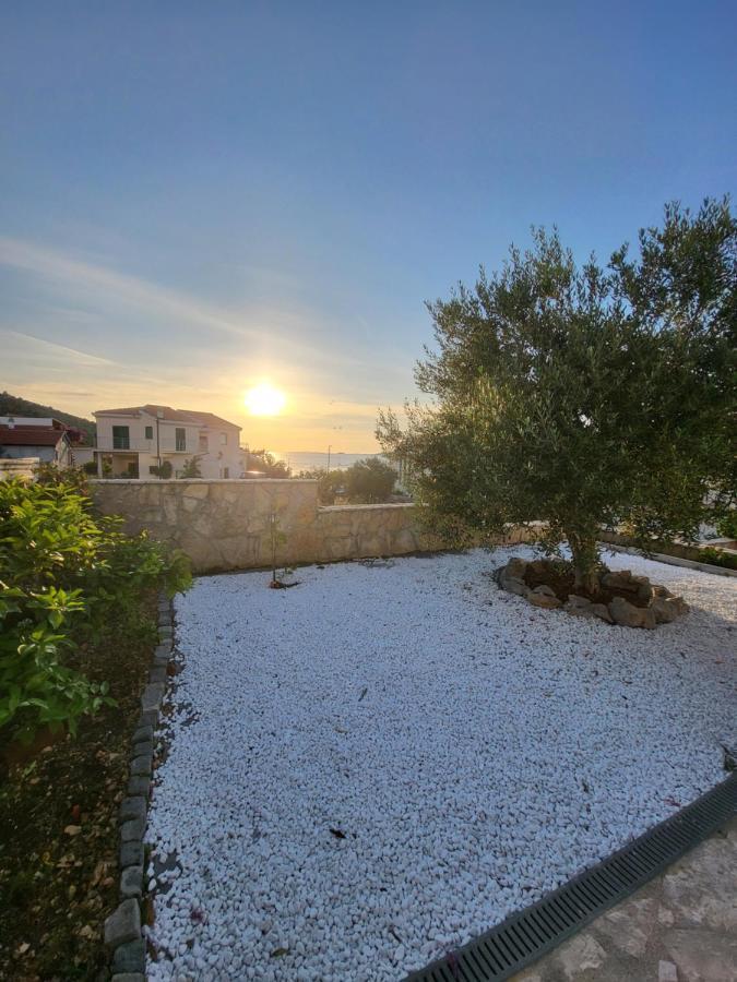 Villa Tea Ražanj Εξωτερικό φωτογραφία