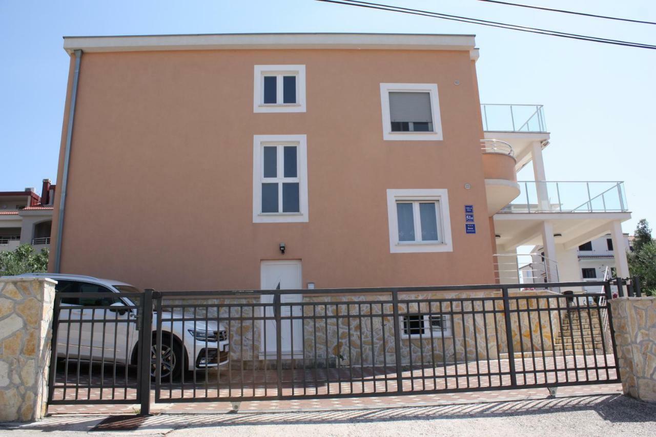 Villa Tea Ražanj Εξωτερικό φωτογραφία